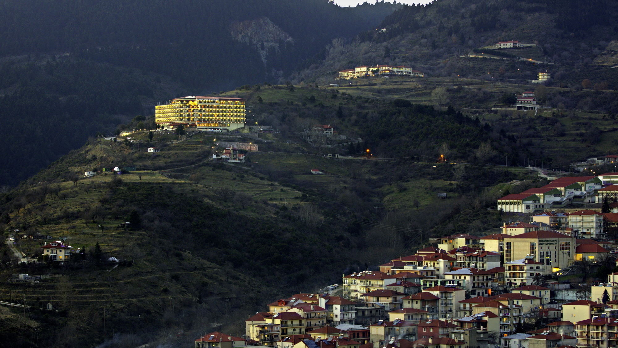 Hotel Lecadin Καρπενήσι Εξωτερικό φωτογραφία